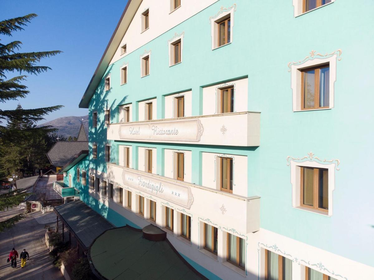 Hotel Fiordigigli L'Aquila Luaran gambar