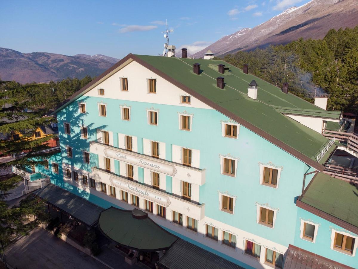 Hotel Fiordigigli L'Aquila Luaran gambar