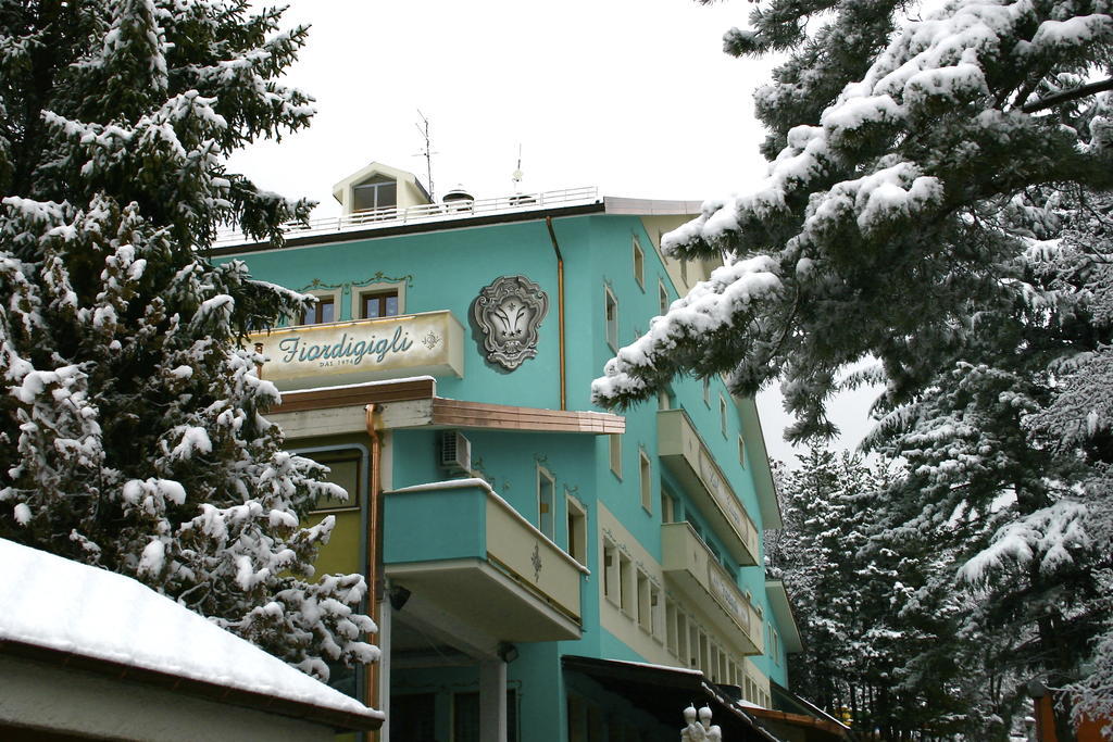 Hotel Fiordigigli L'Aquila Luaran gambar