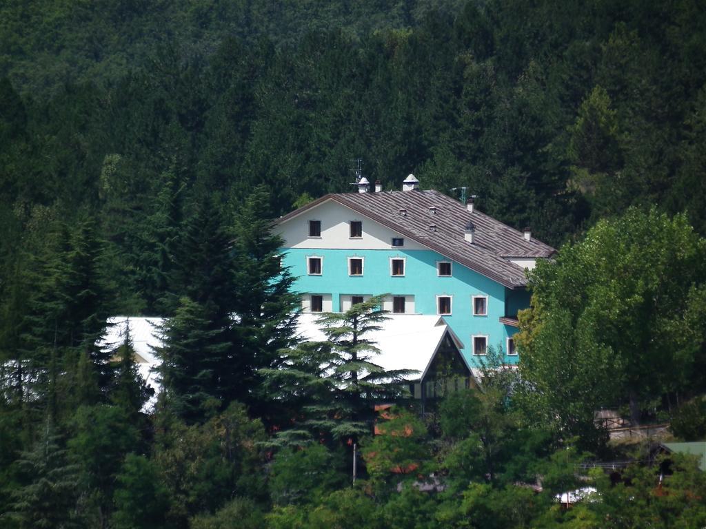 Hotel Fiordigigli L'Aquila Luaran gambar